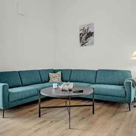 3 Bedroom Beautiful In *